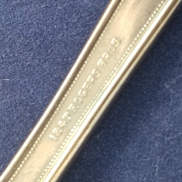 1847 Rogers Bros Silverplate Flatware Ancestral Pattern - Set of 6 Tablespoons - Picture 4 of 8